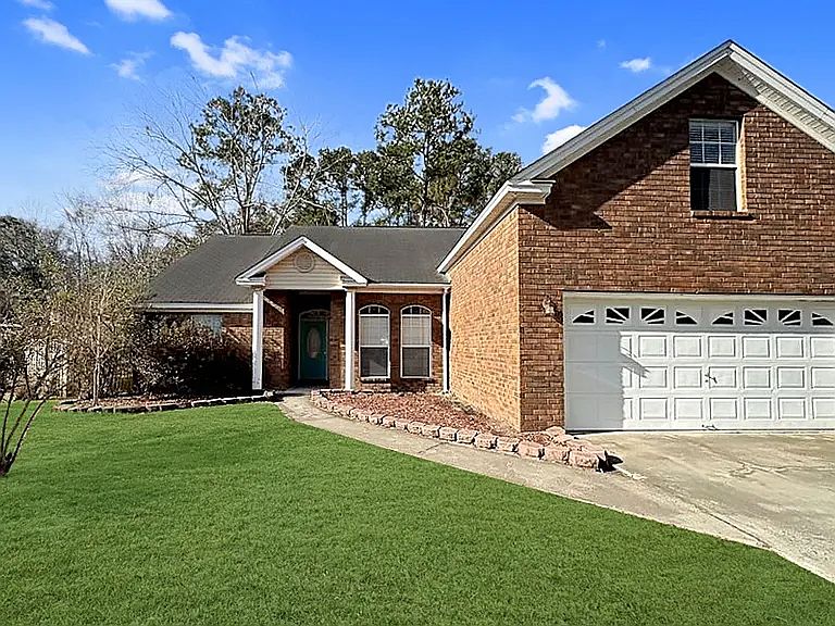 1st image of 237 Laurel Hill Cir