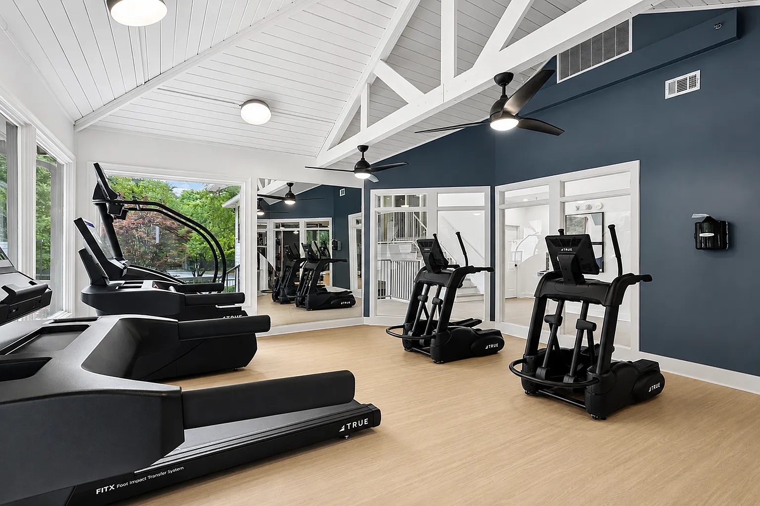 Avana Court — Photo 3
