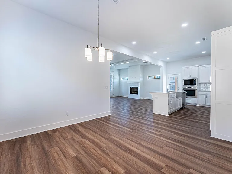6306 Luna Ln — Photo 12