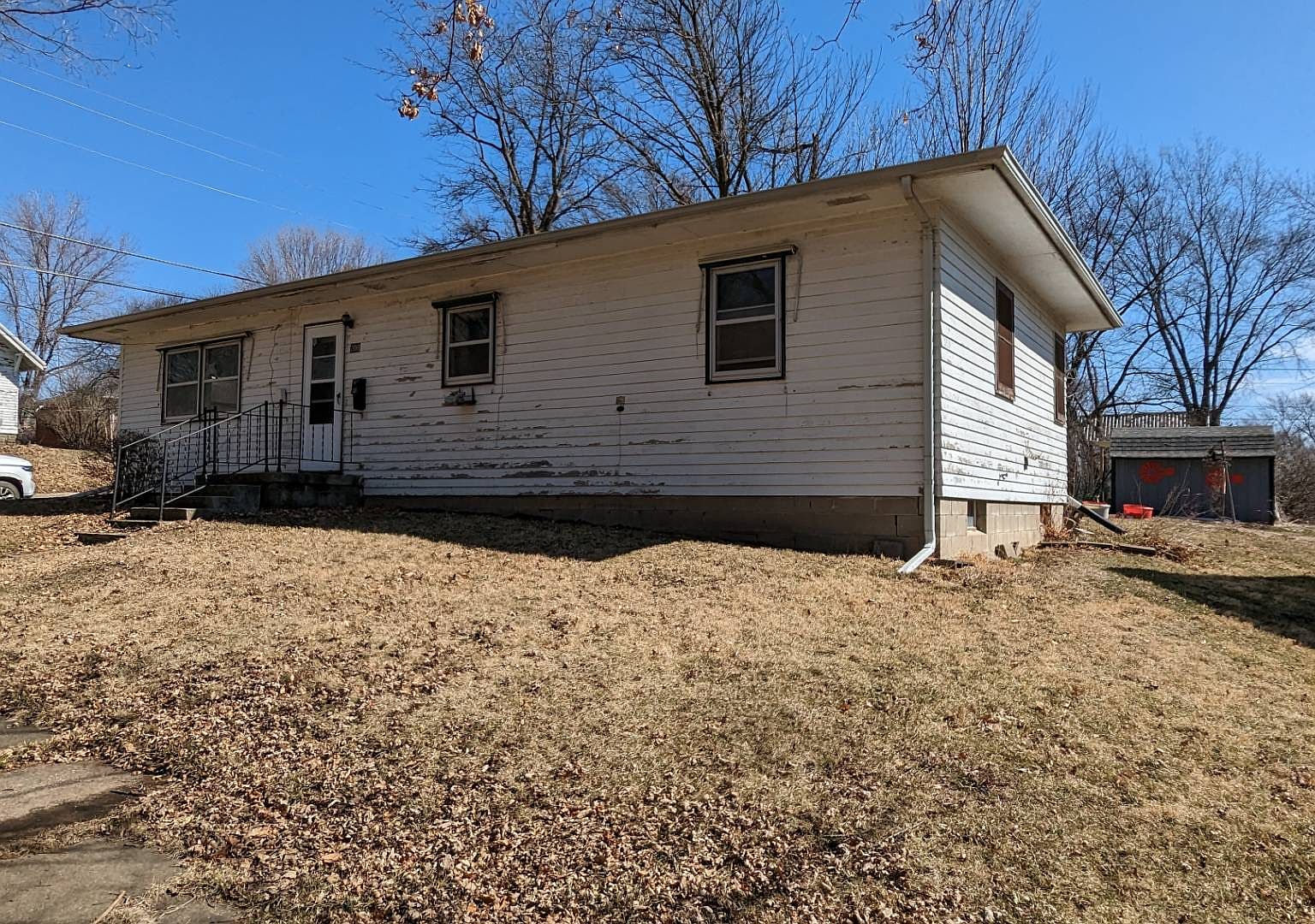 200 S Cottage St, Exira, IA 50076 Zillow