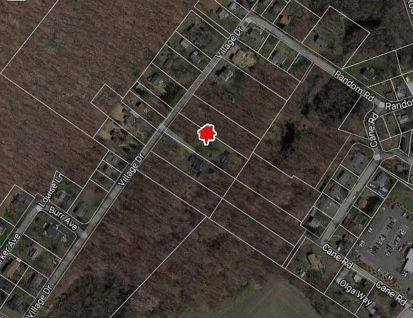 1st image of 17 Village Dr