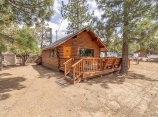 908 Spruce Ln, Big Bear City, CA 92314