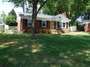 3958 Whitehall Dr, Charlotte, NC 28208