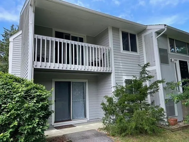 12 Beals Cove Rd #H — Photo 7