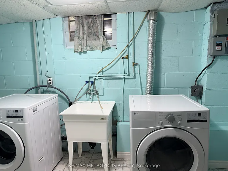 359 Patricia Ave #BASEMENT — Photo 5