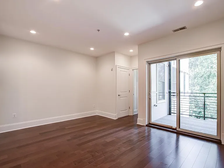 3937 Davis Pl NW #4 — Photo 17