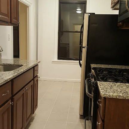 4th image of 4309 47th Ave #3Q