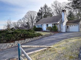 277 Hull St, Bristol, CT 06010