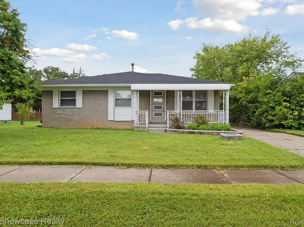 2103 Garry Dr, Troy, MI 48083