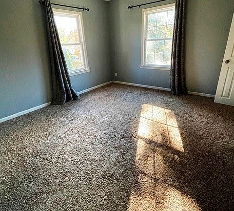 5th image of 3815 Clinton Ave