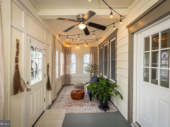 3rd image of 101 Laurel Ave