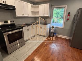 18 N 19th St #3C, East Orange, NJ 07017