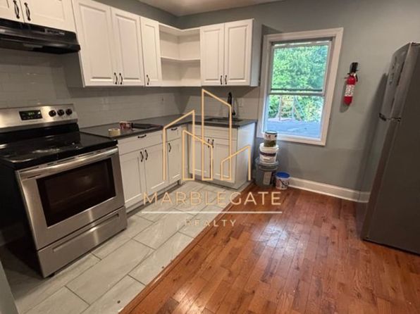 18 N 19th St #3C