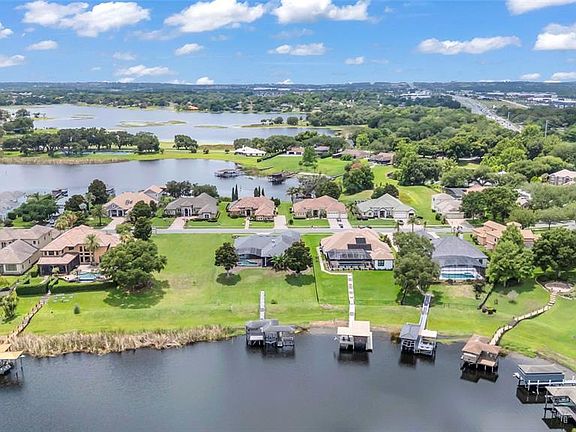 3rd image of 906 JOHNS POINT DRIVE LOT 44
