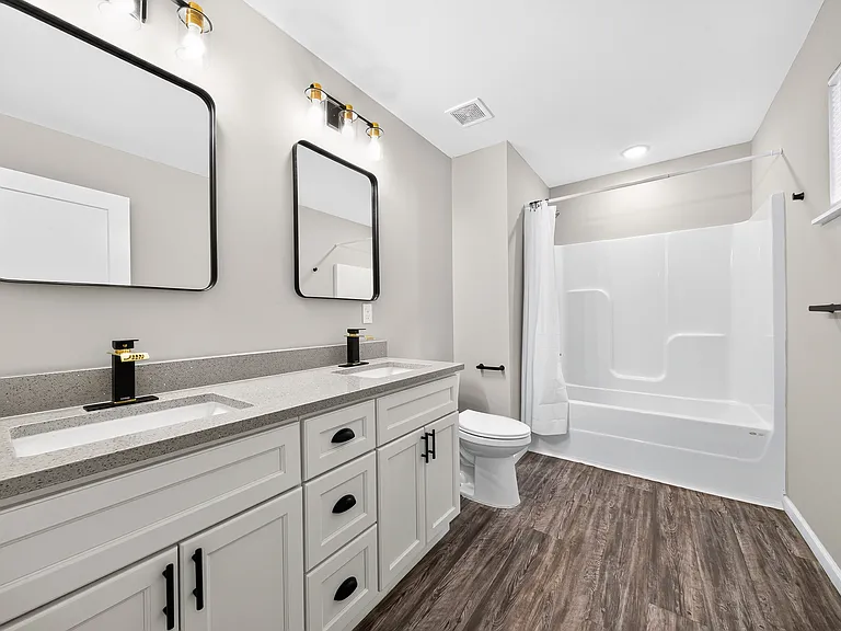 213 Rie Ct — Photo 15