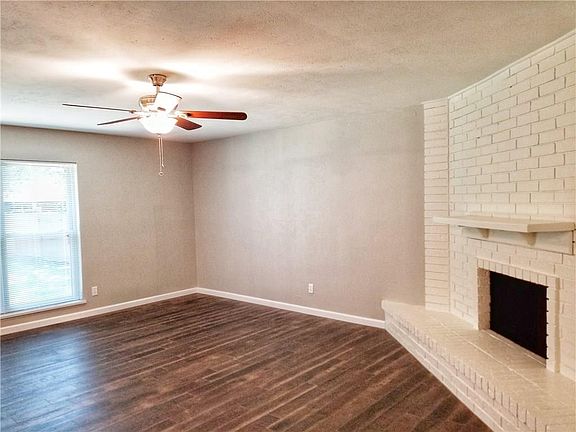 5th image of 4210 Martindale Dr