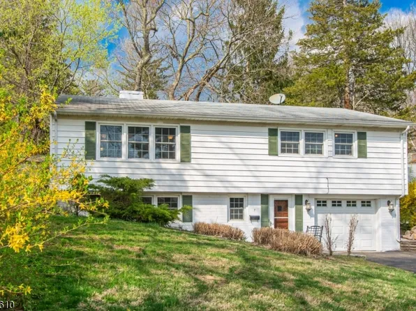 7 North Shore Trl, Sparta Twp., NJ 07871