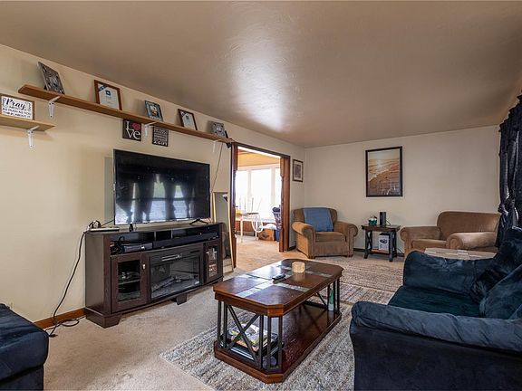 Spacious Living Room