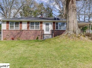 29 E Circle Ave, Greenville, SC 29607