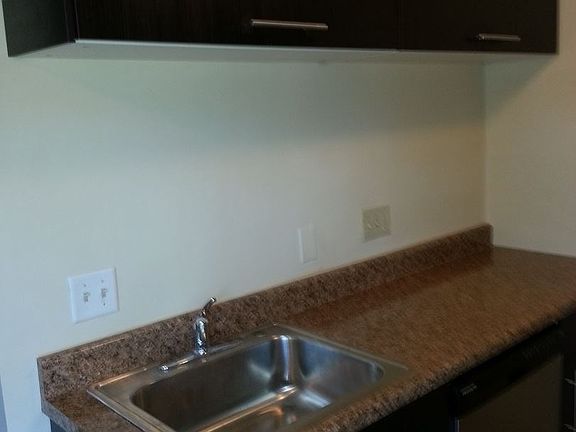 4th image of 2345 Beechmont Ave APT 4