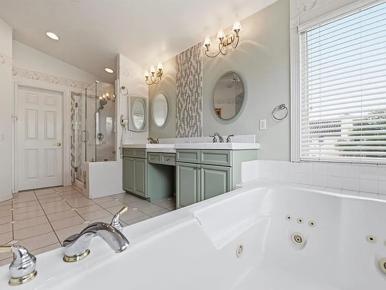5643 Willowmere Ln — Photo 35
