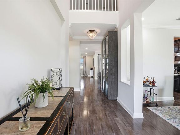 4th image of 1897 Fox Grape Loop