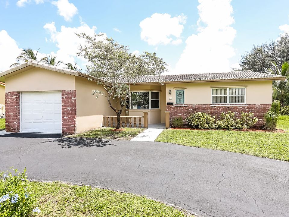 1st image of 5131 Sarazen Dr