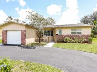 5131 Sarazen Dr, Hollywood, FL 33021