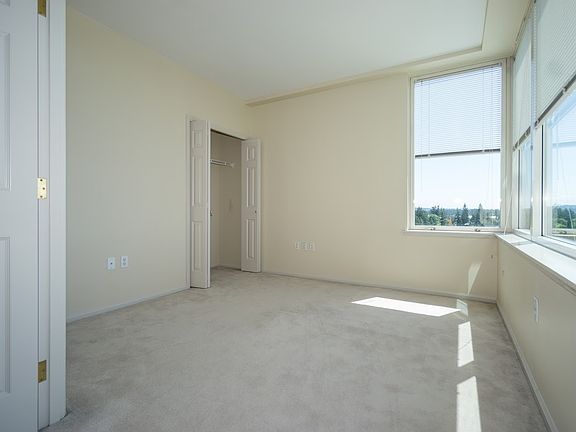 2nd image of 177 107th Ave NE APT 2006