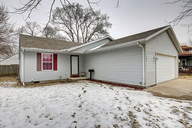 1st image of 708 E University Ave