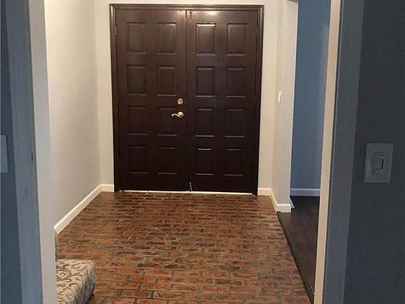 4th image of 7301 Hullwood Ave
