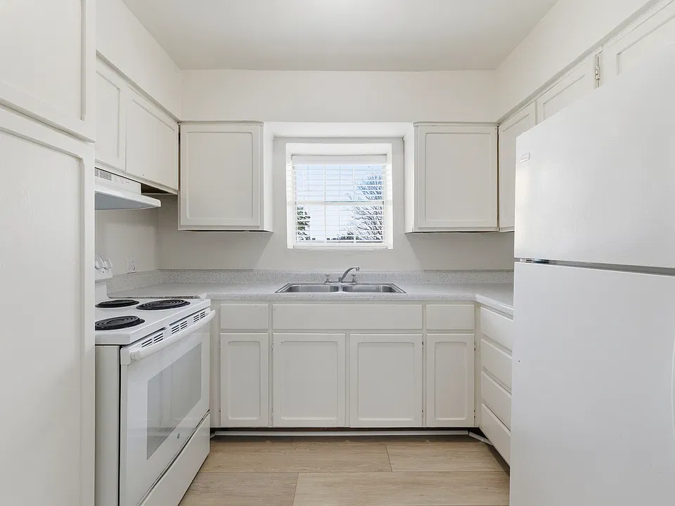 2655 Sweetgum Ln #10