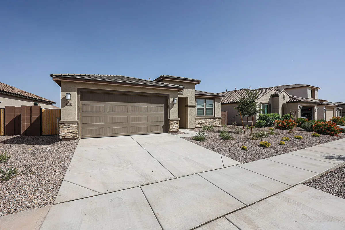 Building Photo - 25425 N 172nd Ln