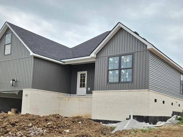 413 Krauss Dr, Nicholasville, KY 40356