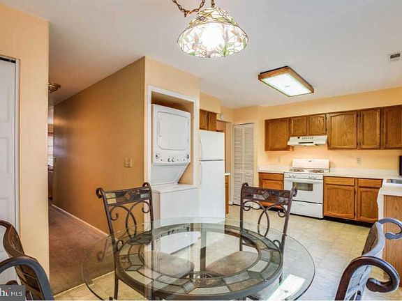 5th image of 10513 Hillary Ct