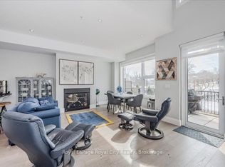 53 Arthur St S #Rl3, Guelph, ON N1E 0P5