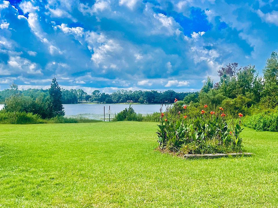 1st image of 7017 Silver Lake Dr