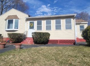59 Champlain St, Dracut, MA 01826