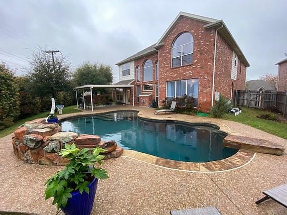 3rd image of 4648 Matthew Dr