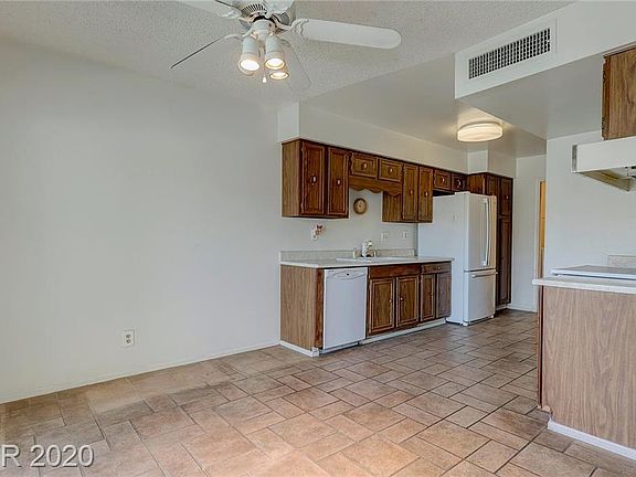 5th image of 4491 Buena Vista Dr