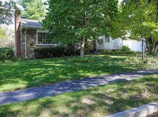 42 Ellis Dr, Worcester, MA 01609