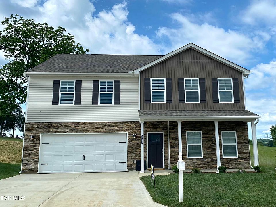 1st image of 143 Mint Ct
