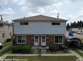 1812 N Center St, Royal Oak, MI 48073