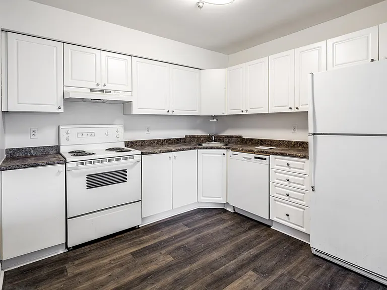 81 Radcliffe Dr #79 — Photo 9