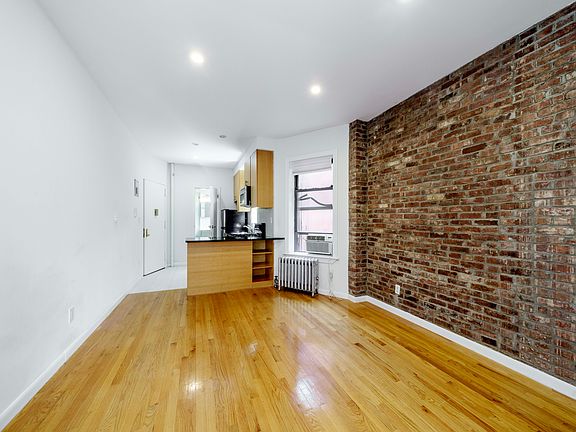 2nd image of 124 Ludlow St #5E