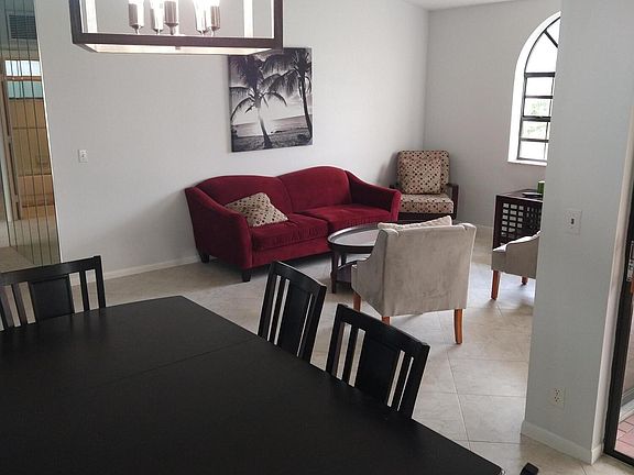 3rd image of 5475 Verona Drive #J