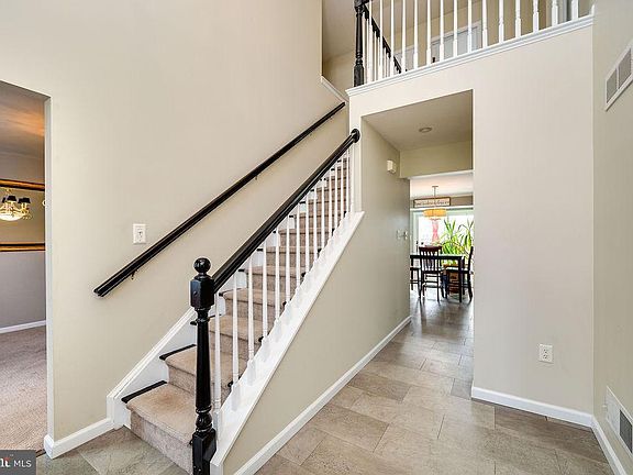 5th image of 36 Pickwick Pl