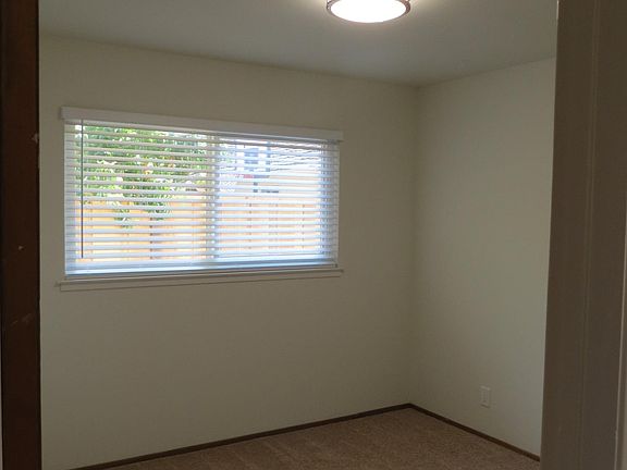 4th image of 2493 Aram Ave