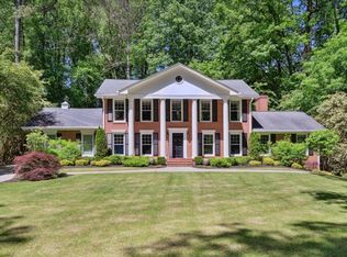 5690 Lake Forrest Dr, Sandy Springs, GA 30342