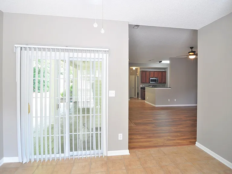206 Horseshoe Bnd N — Photo 11